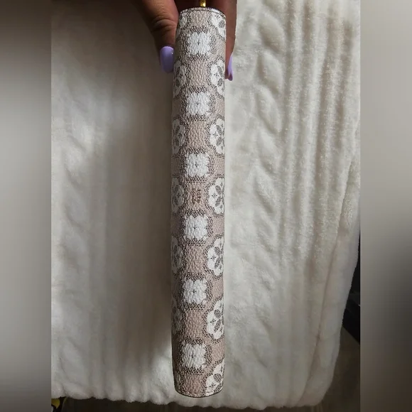 Kate Spade Wallet - Picture 4 of 7